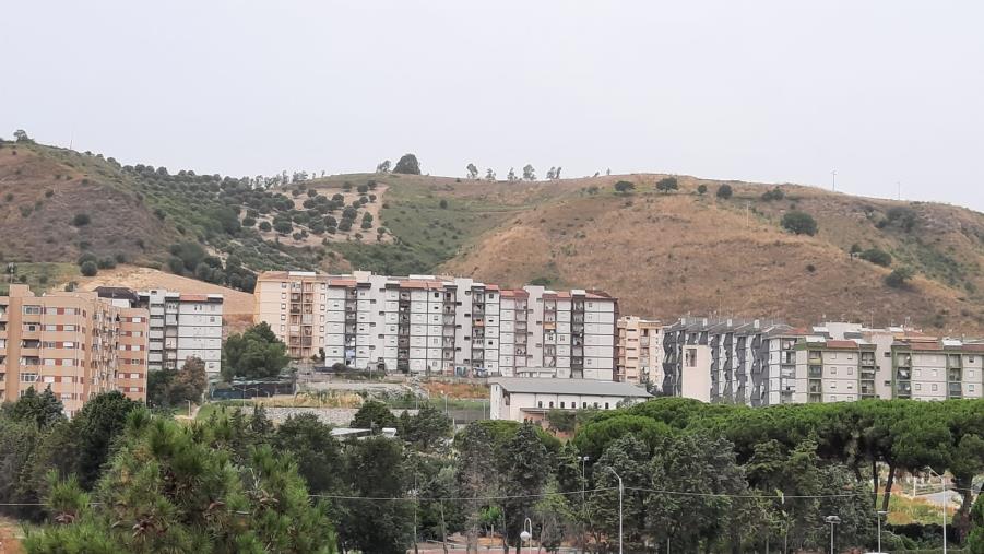 images Catanzaro. La parrocchia "Santa Maria della Speranza" nel rione Pistoia promuove un piano di risanamento e sviluppo