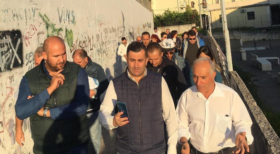 Movida pizzitana, finanza e carabinieri "scoprono" 6 lavoratori in nero images Movida pizzitana, finanza e carabinieri "scoprono" 6 lavoratori in nero