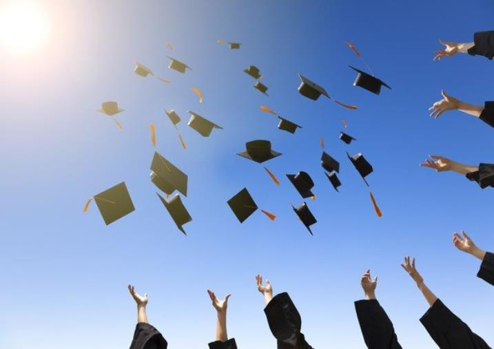 Calabria ultima in Europa per l'occupazione entro 3 anni dalla laurea: solo il 37,2% trova lavoro images Calabria ultima in Europa per l'occupazione entro 3 anni dalla laurea: solo il 37,2% trova lavoro