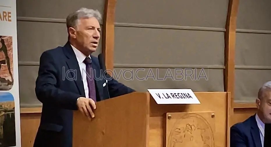 Da "una sfida affascinante" all'addio alla Dulbecco in pochi mesi: La Regina e le opzioni per il successore images Da "una sfida affascinante" all'addio alla Dulbecco in pochi mesi: La Regina e le opzioni per il successore