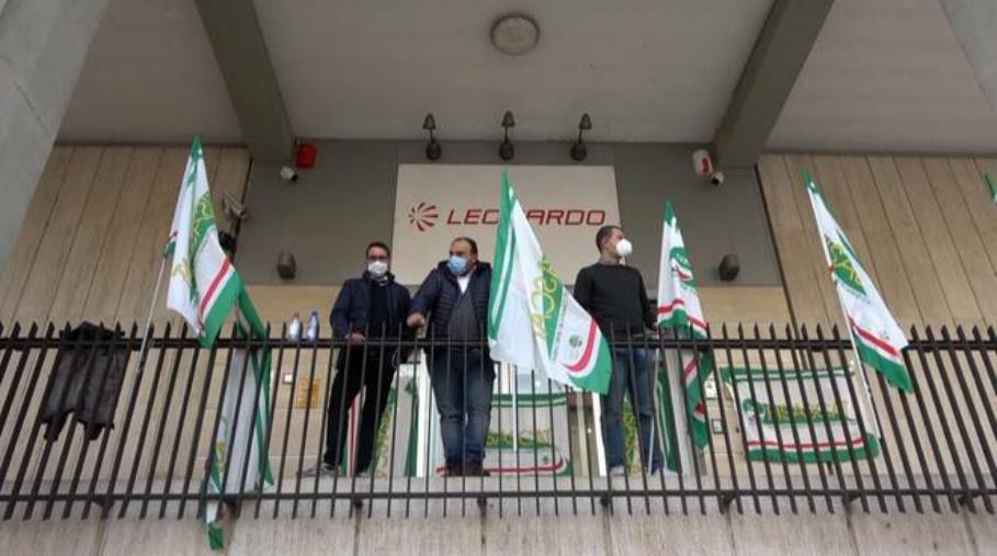Lamezia Terme. Arriva il cambio di appalto per i lavoratori della Leonardo Spa. Lo Papa (Fisascat Cisl): "È un primo passo" images Lamezia Terme. Arriva il cambio di appalto per i lavoratori della Leonardo Spa. Lo Papa (Fisascat Cisl): "È un primo passo"