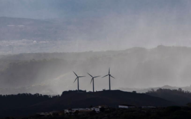 Eolico Borgia-Squillace. L'appello di Italia Nostra: "Chiediamo una moratoria per l’installazione di ulteriori pale eoliche in Calabria"
 images Eolico Borgia-Squillace. L'appello di Italia Nostra: "Chiediamo una moratoria per l’installazione di ulteriori pale eoliche in Calabria"