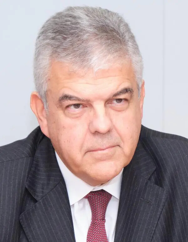 images Ferrovie, Ferraris: “Oltre al Ponte, in Calabria e Sicilia investimenti fino a 90 miliardi”