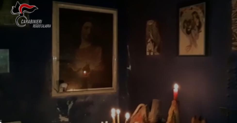 images Reggio Calabria. Truffe, violenze sessuali e omicidio colposo: arrestato "mago" 40enne 