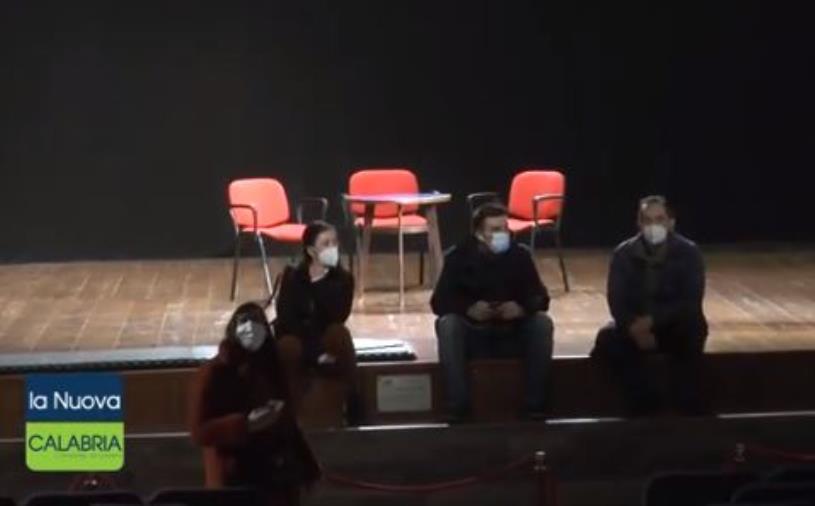 Catanzaro. Le luci dei teatri per rompere la clausura: "Fateci riaprire" images Catanzaro. Le luci dei teatri per rompere la clausura: "Fateci riaprire"