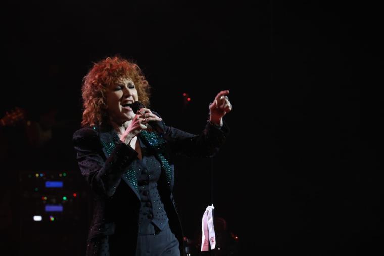 images La versione di Fiorella incanta il Politeama di Catanzaro: uno spettacolo di musica e riflessione 