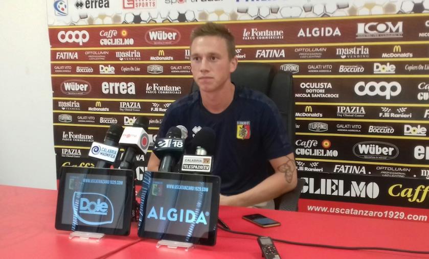 La Calabria che rema riparte dai gazebo images La Calabria che rema riparte dai gazebo