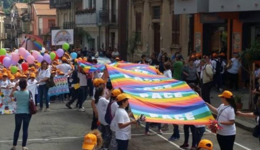 images Catanzaro, oggi la Marcia della Pace: appuntamento alla parrocchia “Sant’Anna” 