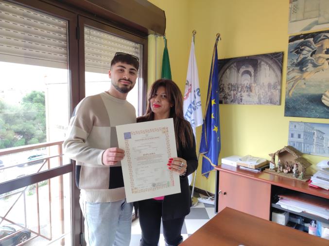 images IIS Petrucci- Ferraris-Maresca, la storia del ventenne assunto da Enel