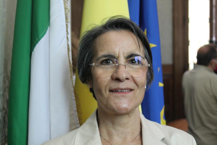 images La vicinanza di Maria Mongiardo alla famiglia del defunto Franco Lacava 