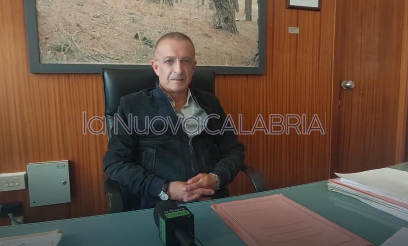 Consegnato il PalaPulerà alla società aggiudicataria, il presidente Mormile: "La Provincia punta sugli impianti sportivi" images Consegnato il PalaPulerà alla società aggiudicataria, il presidente Mormile: "La Provincia punta sugli impianti sportivi"