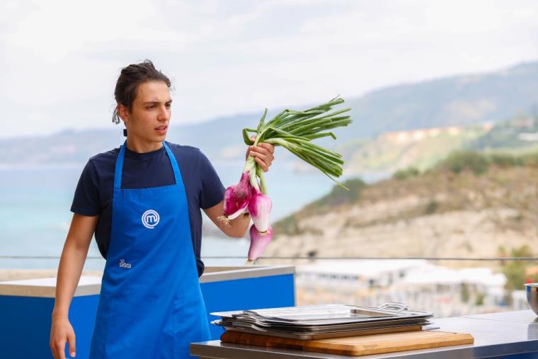 Masterchef, riflettori puntati sulla cipolla rossa di Tropea IGP images Masterchef, riflettori puntati sulla cipolla rossa di Tropea IGP
