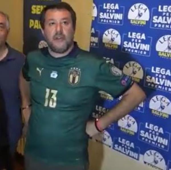 Regionali. Salvini: "D'accordo sul controllo anticipato sulle liste da parte dell'Antimafia" images Regionali. Salvini: "D'accordo sul controllo anticipato sulle liste da parte dell'Antimafia"