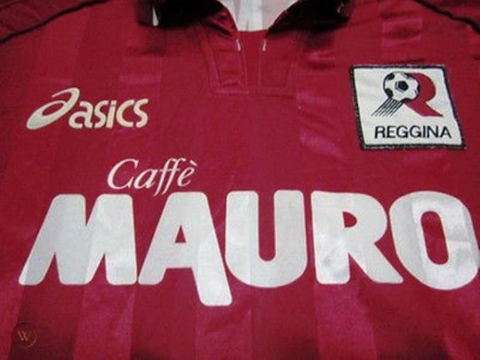 Reggina: torna lo storico sponsor Caffè Mauro images Reggina: torna lo storico sponsor Caffè Mauro