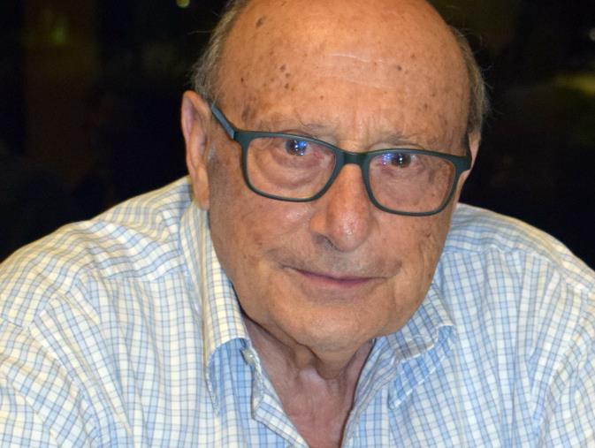 Dall’Ospedale vecchio al “Pugliese”, il nuovo libro di Mauro Rechichi images Dall’Ospedale vecchio al “Pugliese”, il nuovo libro di Mauro Rechichi