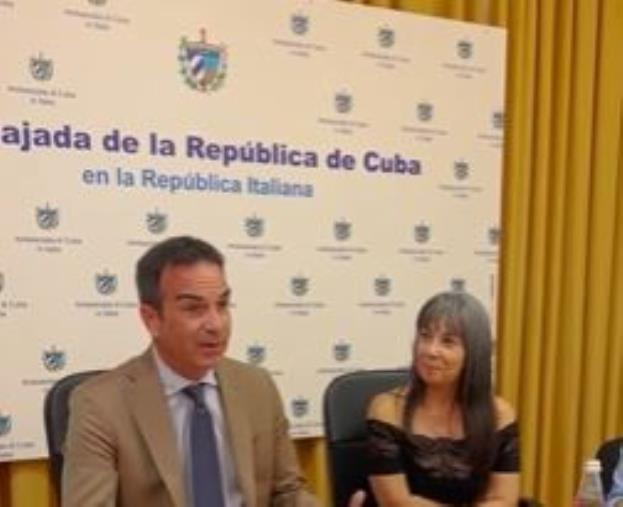 images Operatori cubani in Calabria, la rivolta dei sindacati e l'alt della Federazione nazionale dei medici