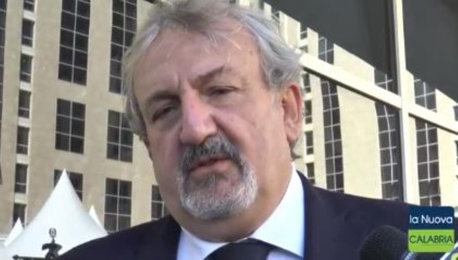 images Addio alla Santelli. Emiliano: "Eravamo amici: una perdita ingiusta. Puglia e Calabria regioni sorelle" (VIDEO)