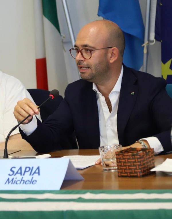 Coronavirus. Sapia (Fai Cisl Calabria): "Oggi uniti nell’emergenza, domani bisogna lavorare in rete per la ripresa economica" images Coronavirus. Sapia (Fai Cisl Calabria): "Oggi uniti nell’emergenza, domani bisogna lavorare in rete per la ripresa economica"