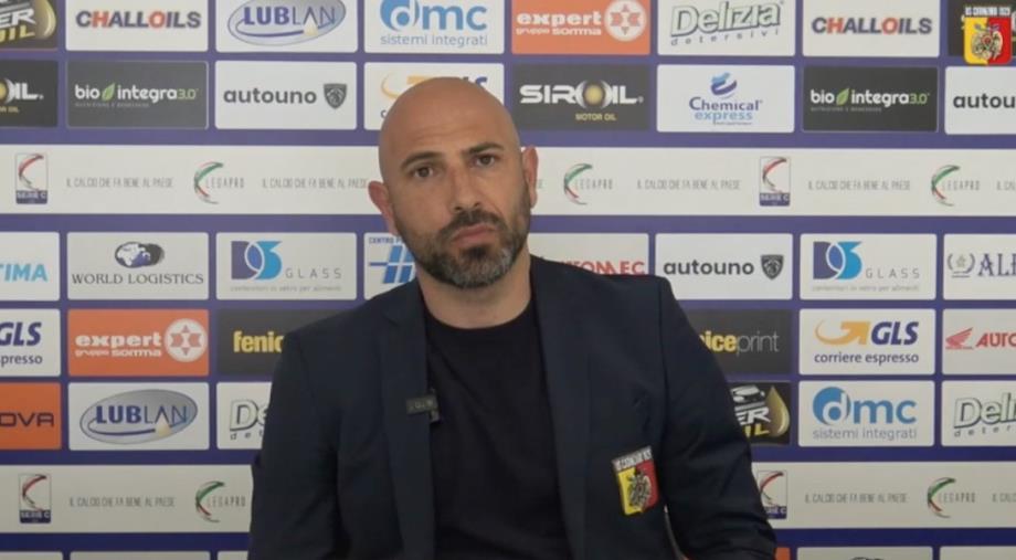 images Us Catanzaro 1929, mister Calabro nel dopo la vittoria di Castellammare: "Stiamo facendo qualcosa di straordinario"