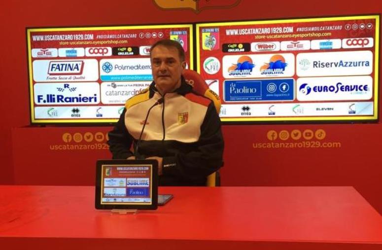 Us Catanzaro 1929, mister Vivarini: "Oggi molto bene ma possiamo crescere ancora tanto" images Us Catanzaro 1929, mister Vivarini: "Oggi molto bene ma possiamo crescere ancora tanto"