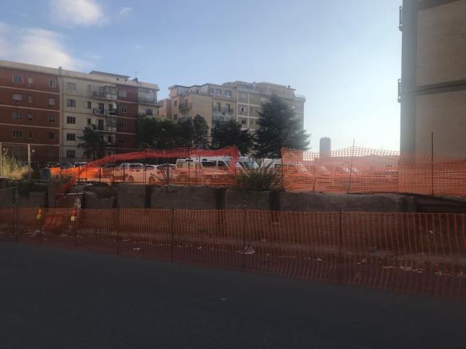 Svolta sulla demolizione del muro dell'Ospedale Pugliese: definito il cronoprogramma tra Comune e "Dulbecco" images Svolta sulla demolizione del muro dell'Ospedale Pugliese: definito il cronoprogramma tra Comune e "Dulbecco"