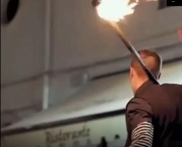 A Catanzaro è già Natale: dal 4 dicembre torna l'isola pedonale nel centro storico images A Catanzaro è già Natale: dal 4 dicembre torna l'isola pedonale nel centro storico