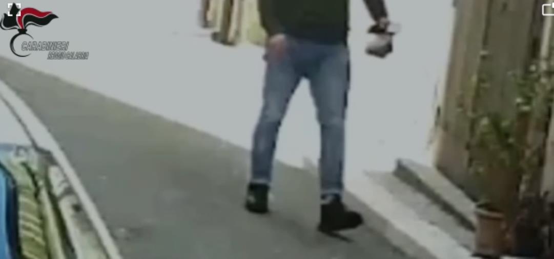 images Operazione "New age": arrestate nuove leve dedite allo spaccio di droga nel Reggino