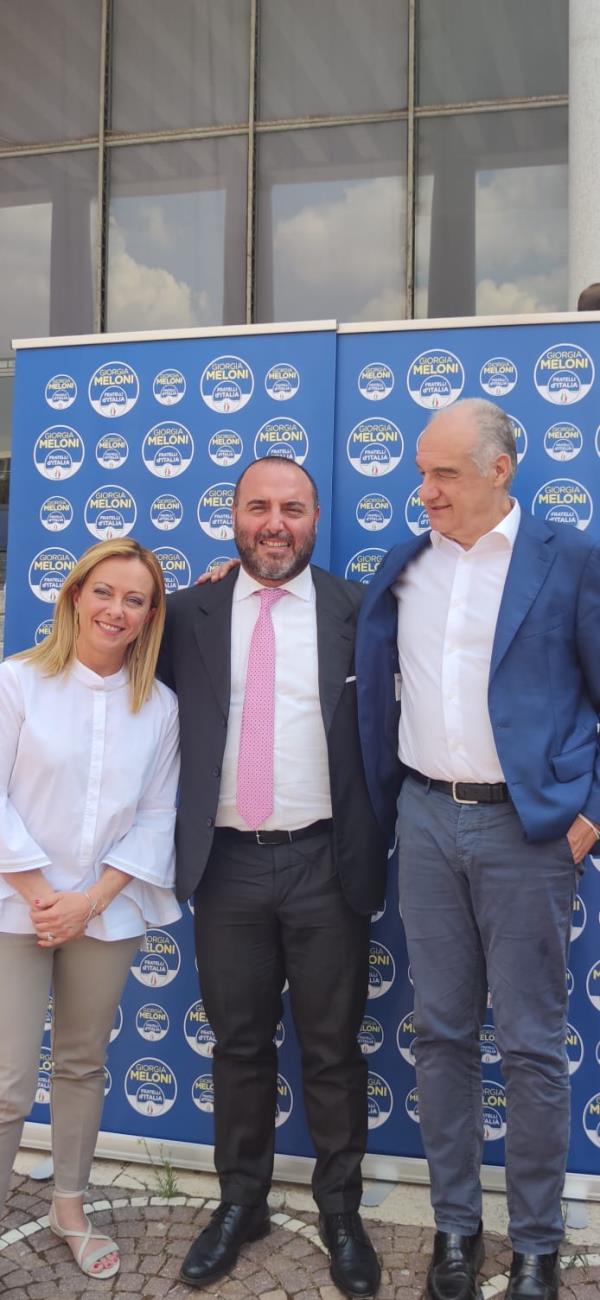 Da Girifalco alla conquista del Campidoglio. Nicola Azzarito (FdI) candidato alle comunali di Roma a sostegno di Michetti images Da Girifalco alla conquista del Campidoglio. Nicola Azzarito (FdI) candidato alle comunali di Roma a sostegno di Michetti