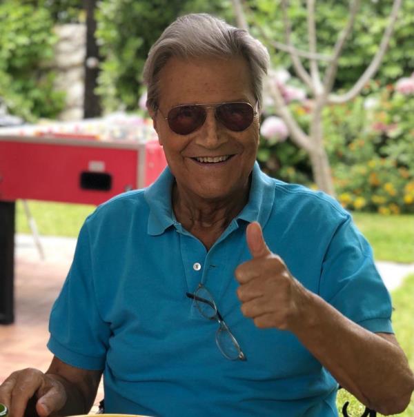 Morto il pediatra catanzarese Nicola Ranieri. Il ricordo dell'amico Luigi Colosimo: "Facci fare una grande figura anche Lassù" images Morto il pediatra catanzarese Nicola Ranieri. Il ricordo dell'amico Luigi Colosimo: "Facci fare una grande figura anche Lassù"