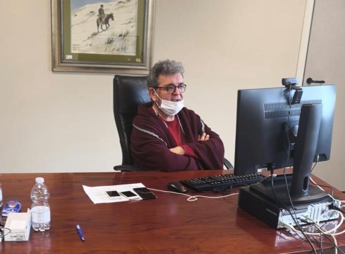 images Coronavirus. Il presidente Spirlì specifica: "Anche le scuole dell'Infanzia chiuderanno per due settimane"