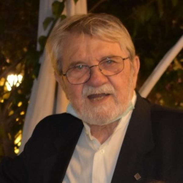 images Catanzaro. Addio a Nino Zizzi, l'amato "presidente" dell'Ordine degli Architetti 