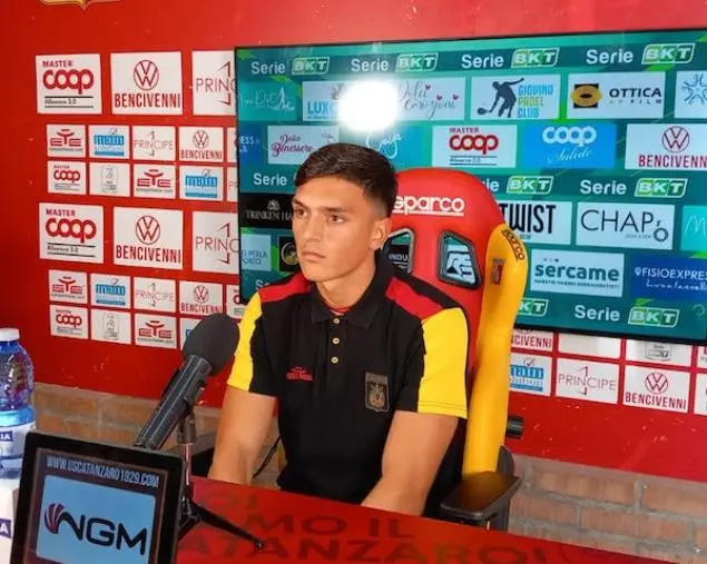 Katseris ammette: "Non mi aspettavo di partire così bene. Il segreto del Catanzaro? Il gruppo" images Katseris ammette: "Non mi aspettavo di partire così bene. Il segreto del Catanzaro? Il gruppo"