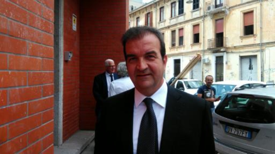 images Peculato, assolto anche in appello l'ex sindaco di Cosenza Mario Occhiuto
