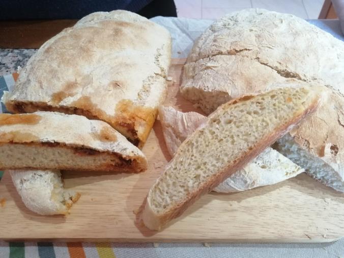images Analisi del Codacons sui costi della vita. A Catanzaro il pane è più economico, a Trento record a 6,4 euro