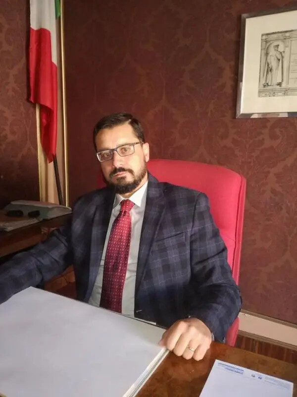 FC Lamezia Terme, anche Ferraro lascia il consiglio direttivo della società images FC Lamezia Terme, anche Ferraro lascia il consiglio direttivo della società