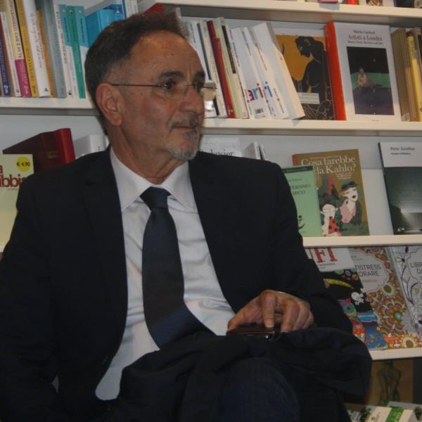 Coronavirus. Corsi di formazione sospesi, Capellupo (Confesercenti) scrive al Dipartimento regionale: "Perchè non usare la tecnologia?" images Coronavirus. Corsi di formazione sospesi, Capellupo (Confesercenti) scrive al Dipartimento regionale: "Perchè non usare la tecnologia?"