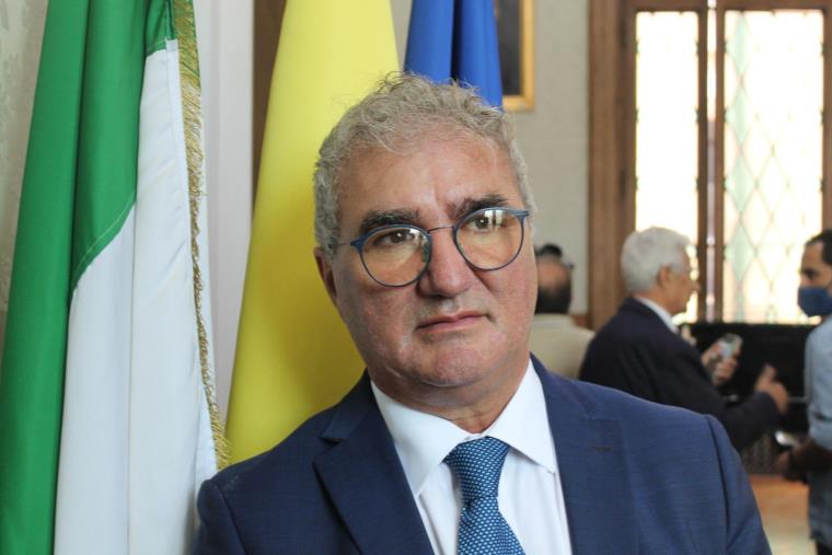 Catanzaro, rimodulate le priorità di Agenda Urbana in favore dell'edilizia scolastica: approvati interventi per 5 milioni images Catanzaro, rimodulate le priorità di Agenda Urbana in favore dell'edilizia scolastica: approvati interventi per 5 milioni