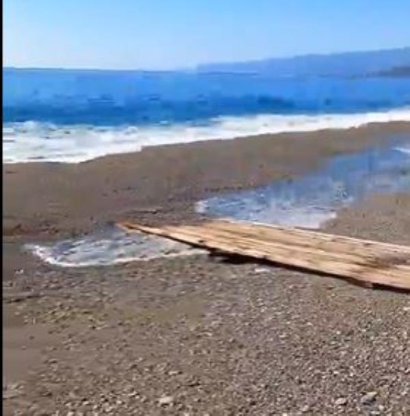 images Passerelle sulla spiaggia, Alleanza per Catanzaro: “Qualcuno dica a Fiorita che vanno smontate"  