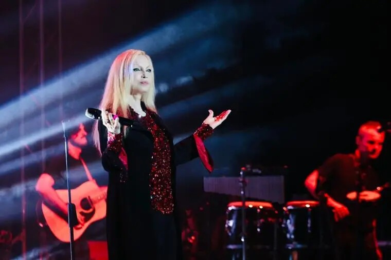 Festival d'autunno: la "Minaccia bionda" Patty Pravo a Soverato tra musica, parole e ricordi images Festival d'autunno: la "Minaccia bionda" Patty Pravo a Soverato tra musica, parole e ricordi