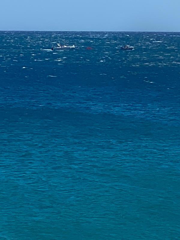 images Paura sulla spiaggia di Montauro. Pedalò con due persone in difficoltà al largo, salvati dalla Capitaneria 