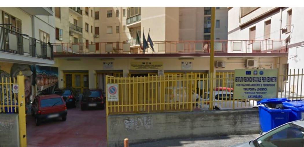 L’assessore Carrozza e il consigliere Praticò: “Al fianco dell’Iis Petrucci-Ferraris-Maresca per la prevenzione della ludopatia tra i giovani” images L’assessore Carrozza e il consigliere Praticò: “Al fianco dell’Iis Petrucci-Ferraris-Maresca per la prevenzione della ludopatia tra i giovani”