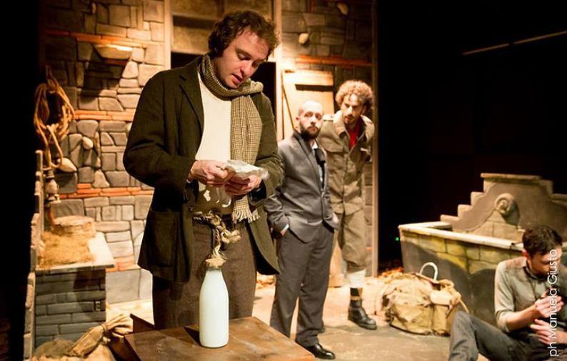 Teatro, a Castrovillari si chiude il sipario su "Primo Atto": in scena al Teatro Sybaris lo spettacolo della compagnia Readarto images Teatro, a Castrovillari si chiude il sipario su "Primo Atto": in scena al Teatro Sybaris lo spettacolo della compagnia Readarto