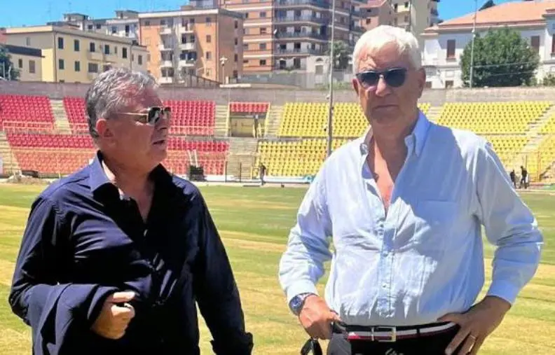 images Lavori allo Stadio Ceravolo, oggi il sopralluogo del presidente del Consiglio regionale Mancuso