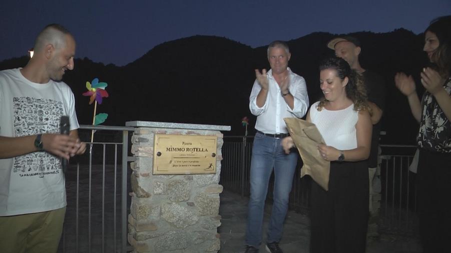 images Fondi distratti per il format giornalistico: sequestrati 95.000 euro a Oliverio e  Luchetti