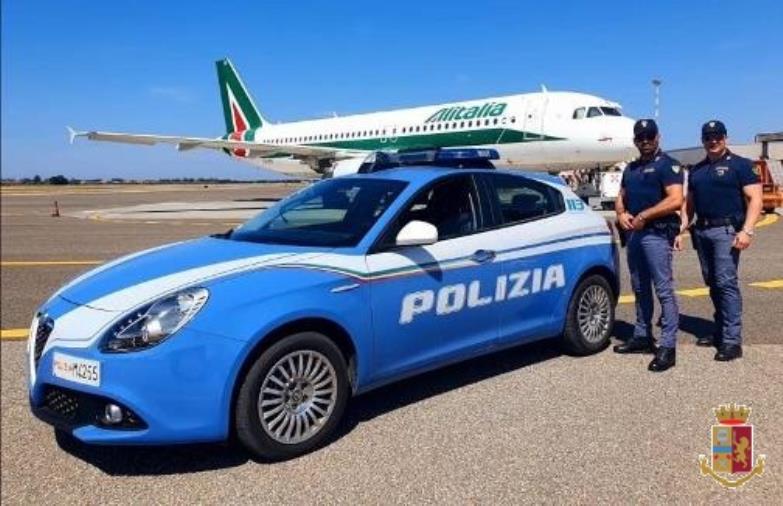 Lamezia Terme. Falsificano il certificato del tampone per volare ad Amsterdam: due indagati  images Lamezia Terme. Falsificano il certificato del tampone per volare ad Amsterdam: due indagati