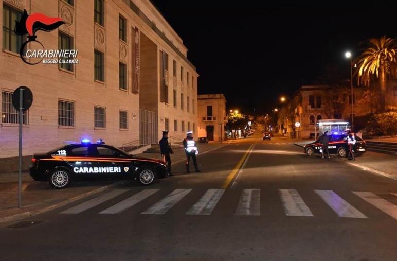 images Reggio, positivo al Covid e alla guida della sua auto: denunciato 