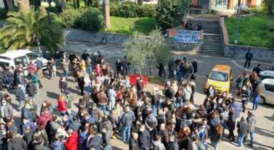 L'appello dei Tecnici del Sud: "Si apra un tavolo di confronto per la stabilizzazione dei precari" images L'appello dei Tecnici del Sud: "Si apra un tavolo di confronto per la stabilizzazione dei precari"