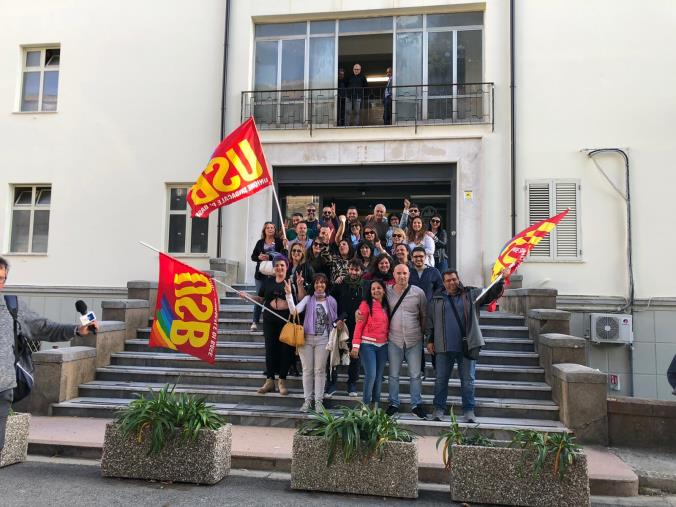 Idonei al Pugliese e precari alla Mater Domini, per ora nessun decreto: ci sarà un'autorizzazione. Occhio ai numeri images Idonei al Pugliese e precari alla Mater Domini, per ora nessun decreto: ci sarà un'autorizzazione. Occhio ai numeri