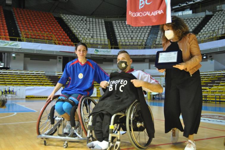 images Basket in carrozzina. Si è concluso con successo il trofeo Bic