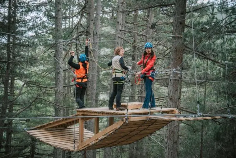 images Lorica, Succurro "vola" sul lago Arvo per inaugurare la nuova attrattiva nel Parco nazionale della Sila
